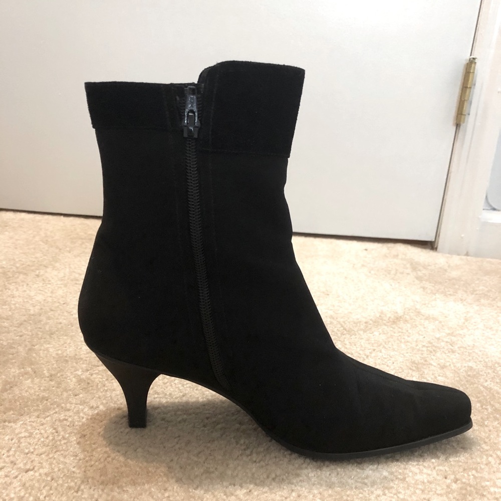 Stuart Weitzman black boots, Size 9.5